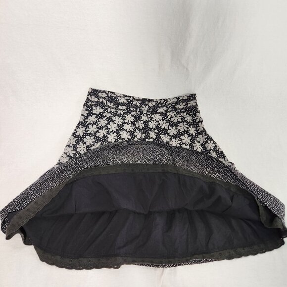 Vintage SOYA Cottagecore Flounce Black/Gray 2-Printed Skirt Size 40/8 Exc. Cond. - Picture 6 of 16